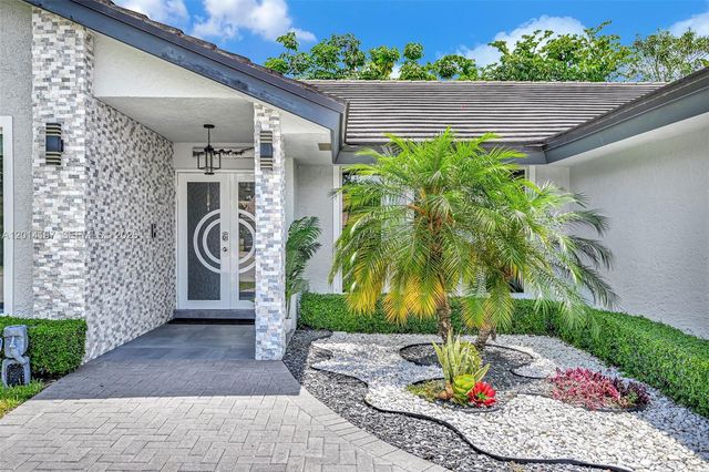 630 Deer Creek Briarwood Ln, Deerfield Beach, FL 33442