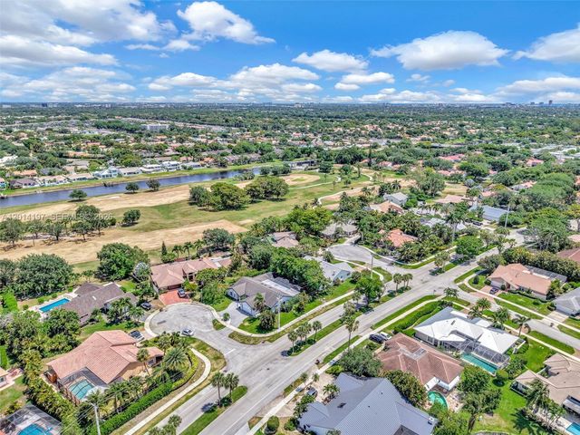 630 Deer Creek Briarwood Ln, Deerfield Beach, FL 33442