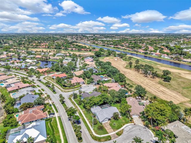 630 Deer Creek Briarwood Ln, Deerfield Beach, FL 33442