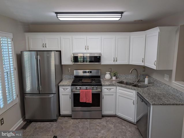 8420 LIMBAUGH WAY, Bristow, VA 20136