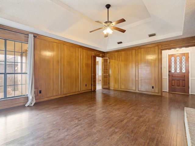 5114 Vera Cruz Drive, Garland, TX 75043