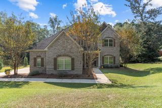 336 Cypressglade Ln, Midland City, AL 36350