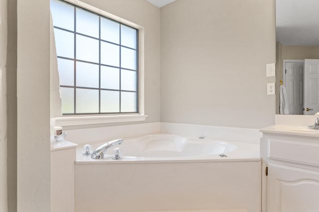 3100 Crawford Loop, Conway, AR 72034