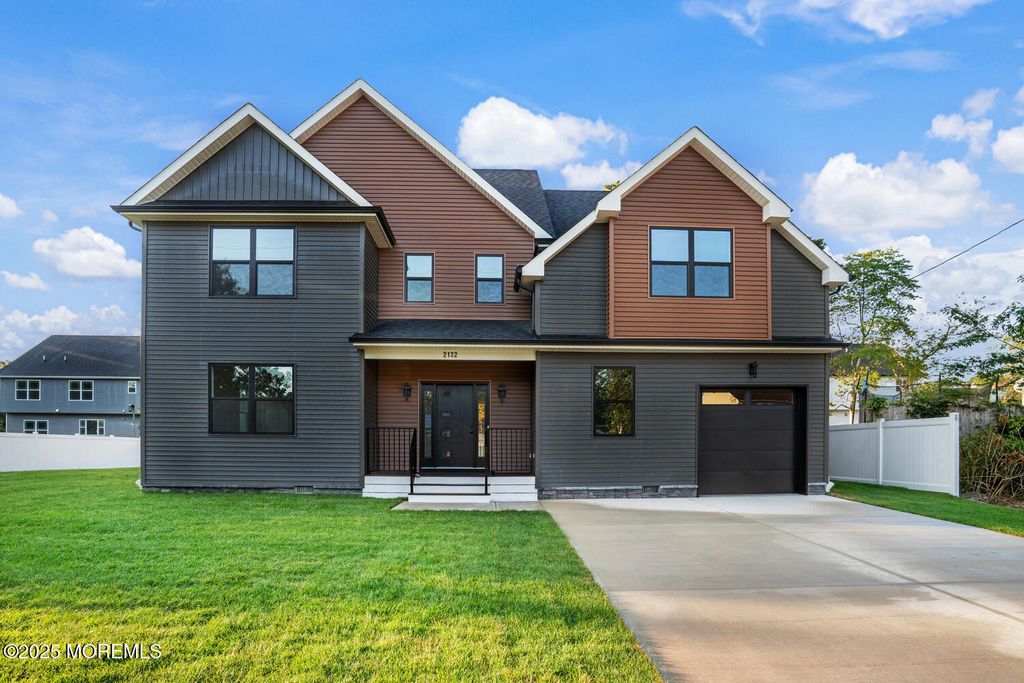 2132 Fifth Avenue, Toms River, NJ 08757