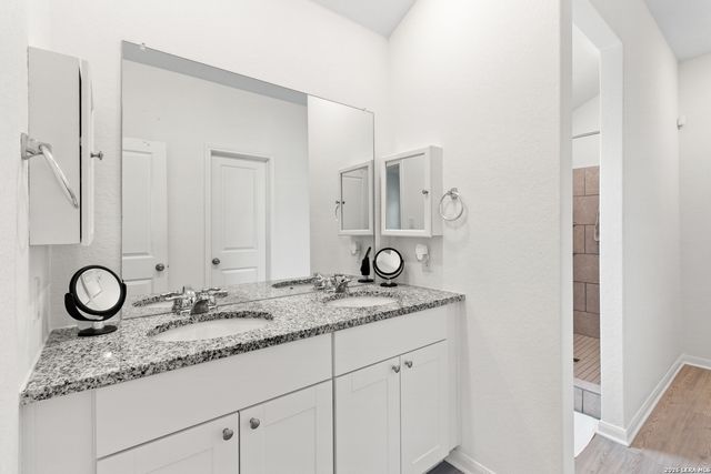 9927 PEARS ML, San Antonio, TX 78254