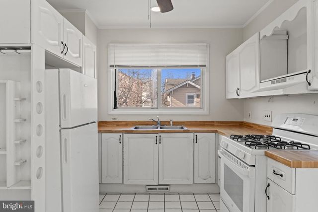 500 ARNDT AVE, Riverside, NJ 08075