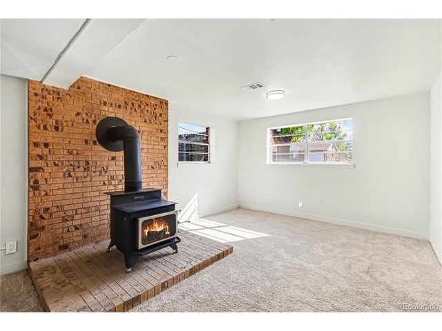849 Dean Dr, Northglenn, CO 80233