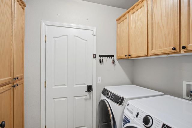 4509 Mt Bullion St, Denair, CA 95316
