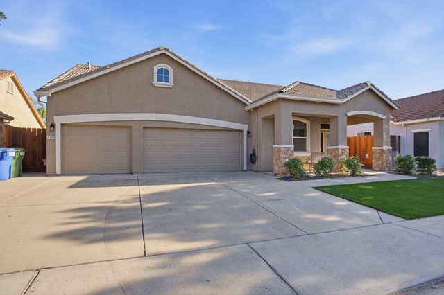4509 Mt Bullion St, Denair, CA 95316