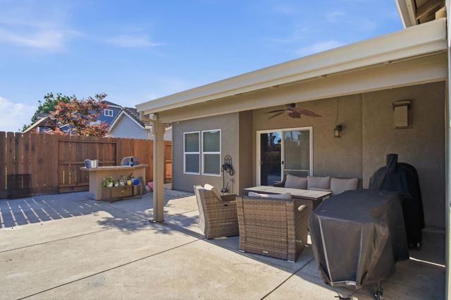4509 Mt Bullion St, Denair, CA 95316