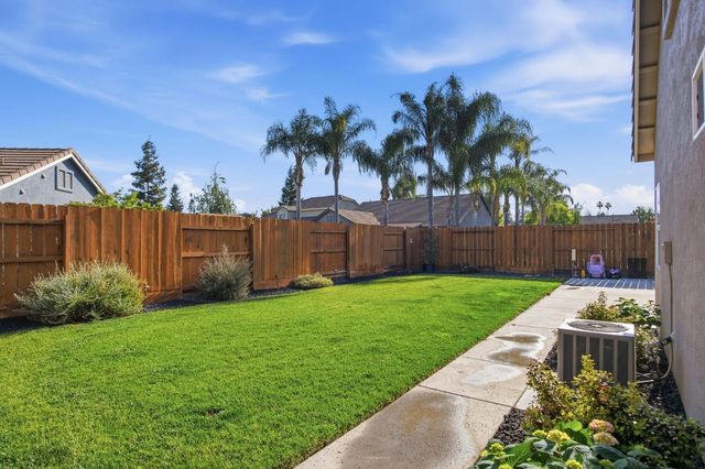 4509 Mt Bullion St, Denair, CA 95316