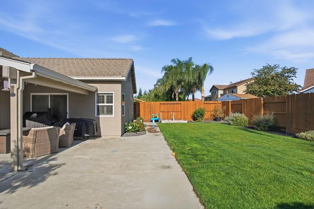 4509 Mt Bullion St, Denair, CA 95316
