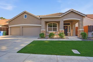 4509 Mt Bullion St, Denair, CA 95316