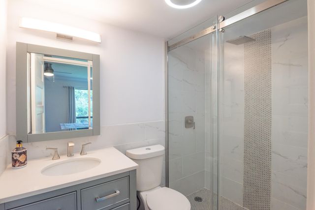 2500 PRESIDENTIAL Way 304, West Palm Beach, FL 33401