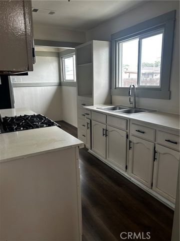 9623 Bandera, Los Angeles, CA 90002