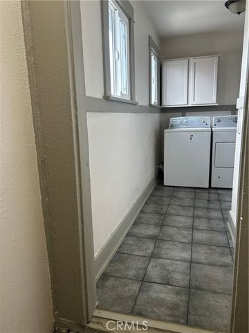 9623 Bandera, Los Angeles, CA 90002