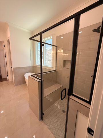 530 VALLEY FORGE LN, Rossville, TN 38066