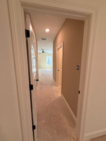 530 VALLEY FORGE LN, Rossville, TN 38066