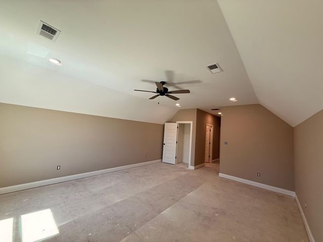 530 VALLEY FORGE LN, Rossville, TN 38066