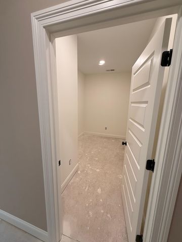 530 VALLEY FORGE LN, Rossville, TN 38066