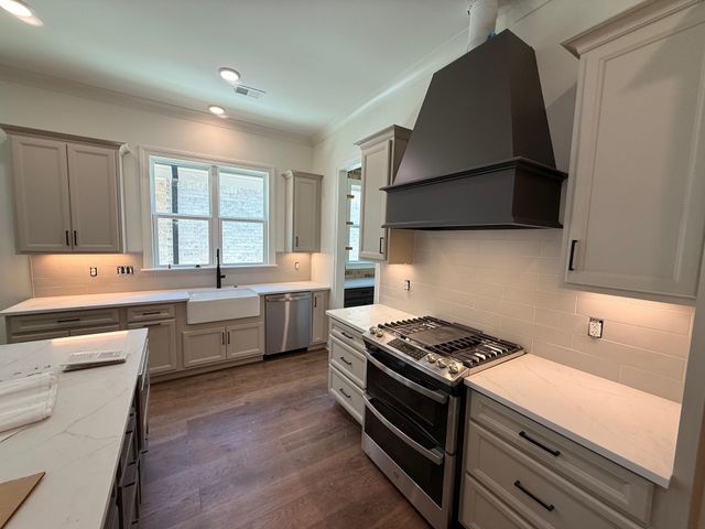 530 VALLEY FORGE LN, Rossville, TN 38066