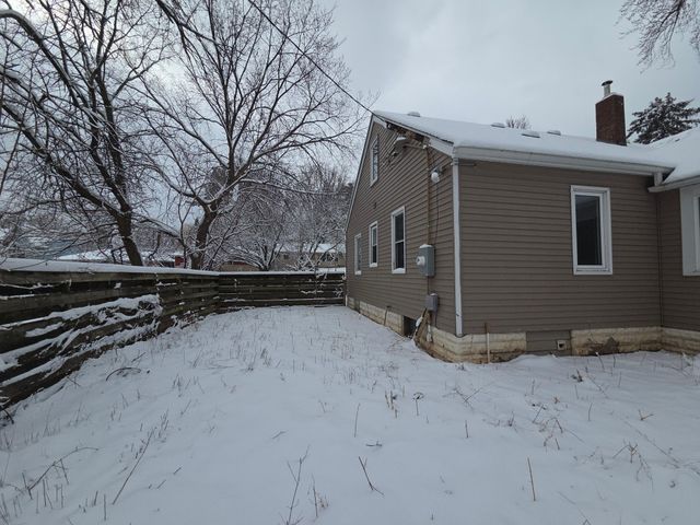 1041 6th Street E, Saint Paul, MN 55106