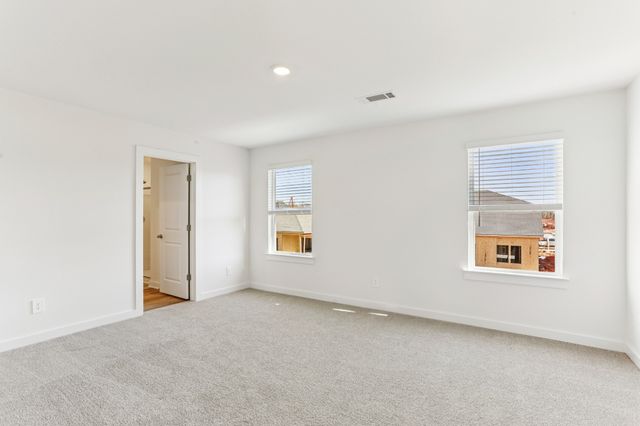 535 Goldfinch Way, Clarksville, TN 37043