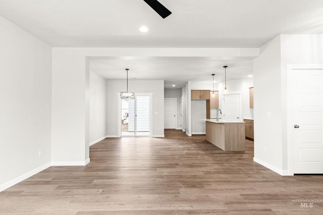 4254 N Camp Creek Ave, Meridian, ID 83646
