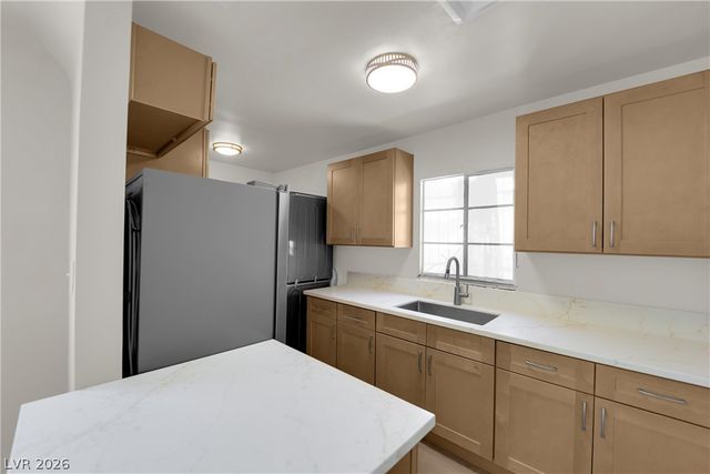 433 North 10th Street, Las Vegas, NV 89101