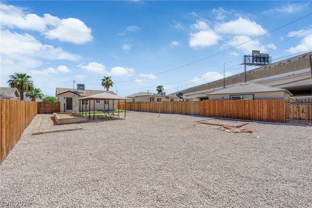 433 North 10th Street, Las Vegas, NV 89101