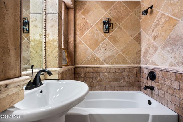 1629 W WILLETTA Street, Phoenix, AZ 85007