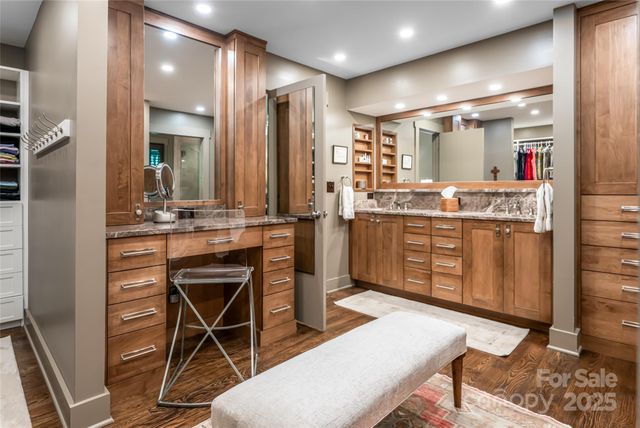 33 Deerhaven Lane, Asheville, NC 28803