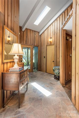 33 Deerhaven Lane, Asheville, NC 28803