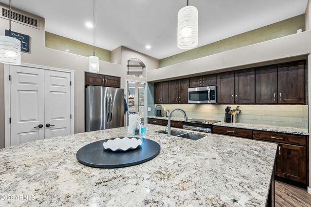 22311 N 65TH Avenue, Glendale, AZ 85310