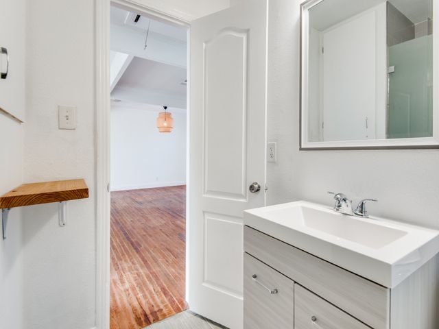 3739 Almazan Drive, Dallas, TX 75220