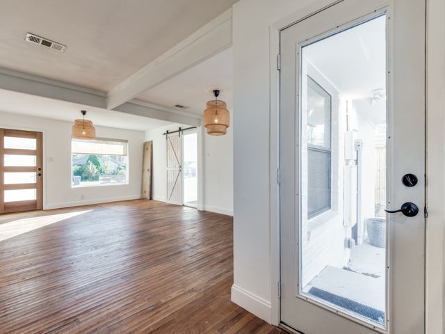 3739 Almazan Drive, Dallas, TX 75220