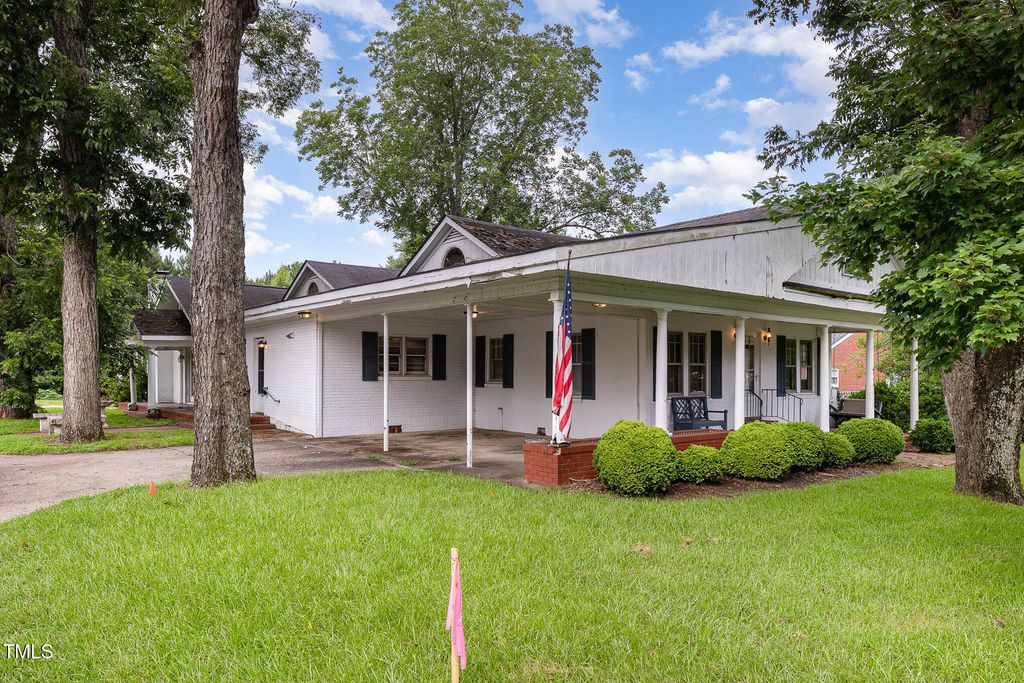 6716 Dwight Rowland Road, Willow Springs, NC 27592