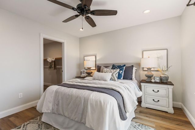 13042 Sweetbriar Ct, Auburn, CA 95603