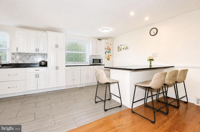4305 GREENMOUNT RD, Philadelphia, PA 19154