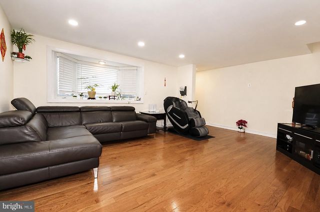 4305 GREENMOUNT RD, Philadelphia, PA 19154