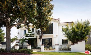 502 Smithwood Drive, Beverly Hills, CA 90212