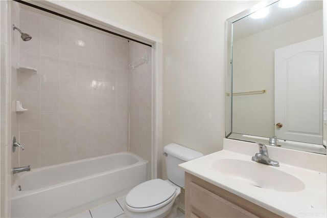 449 Quail Avenue, Mcallen, TX 78504