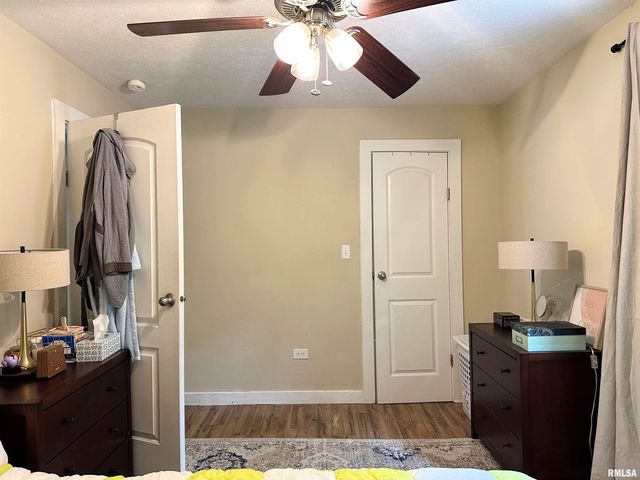 501 CEDAR CREEK Road, Makanda, IL 62958