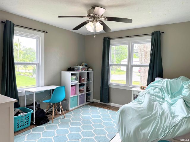 501 CEDAR CREEK Road, Makanda, IL 62958