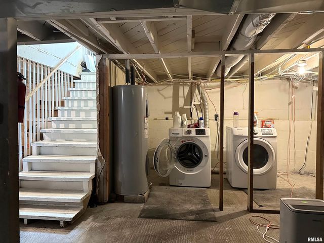 501 CEDAR CREEK Road, Makanda, IL 62958