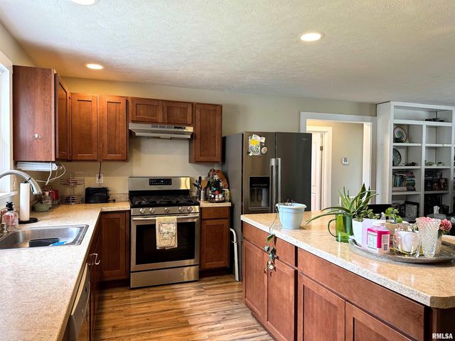 501 CEDAR CREEK Road, Makanda, IL 62958