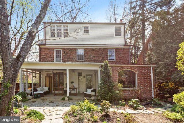 3743 UPTON ST NW, Washington, DC 20016