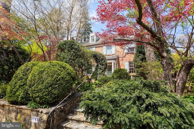 3743 UPTON ST NW, Washington, DC 20016