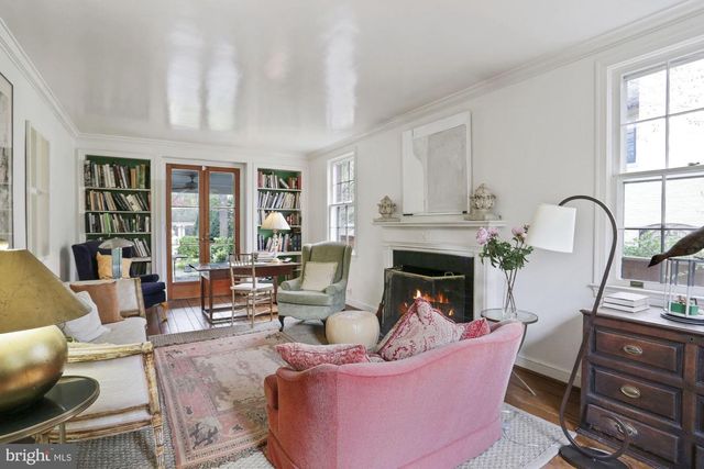 3743 UPTON ST NW, Washington, DC 20016