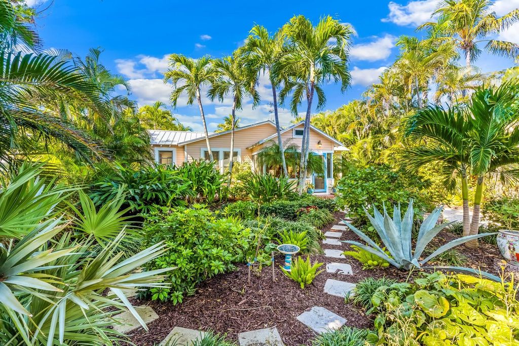 Image 2 of property listing at 361 TARPON AVENUE, Boca Grande, FL 33921